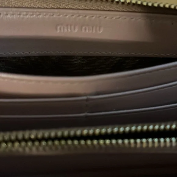 Miu Miu Long Zip Around Croc Embossed Beige Wallet - Picture 6 of 9